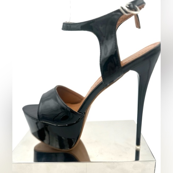 Hot as fire 7” Stiletto Platform peep toe ankle strap get a fire extinguisher - Picture 5 of 14